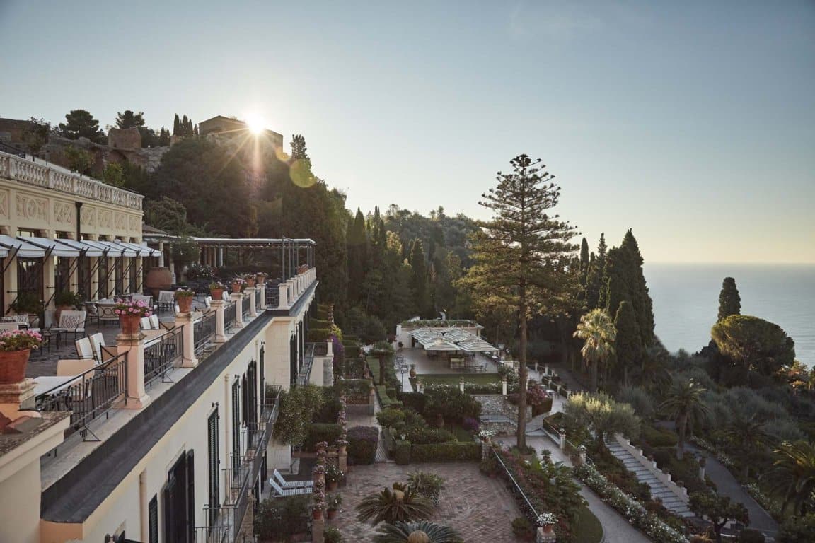Beautiful Hotels & Resorts on Instagram: The Louis Vuitton Café by Timeo  has opened its doors in Taormina, Sicily, offering a new dining and  shopping experience for luxury travelers. The café features